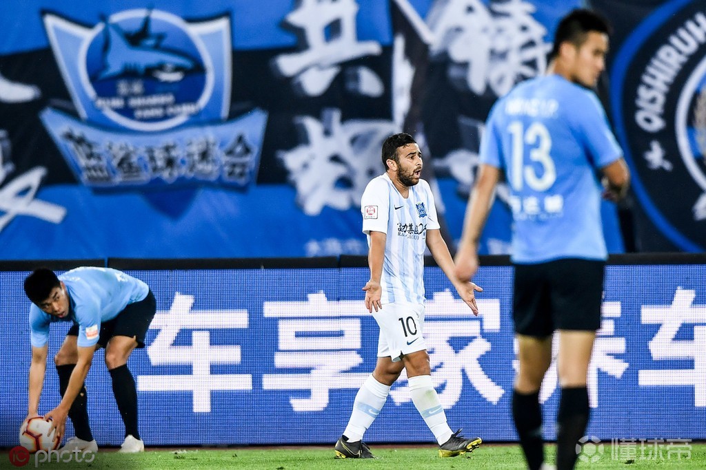 包含大连一方队意外输球，面临连败压力的词条